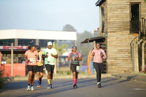 IGNITE 2025 NEW YEAR RUN PHOTOS-FITNESSWITHDAVID (75)